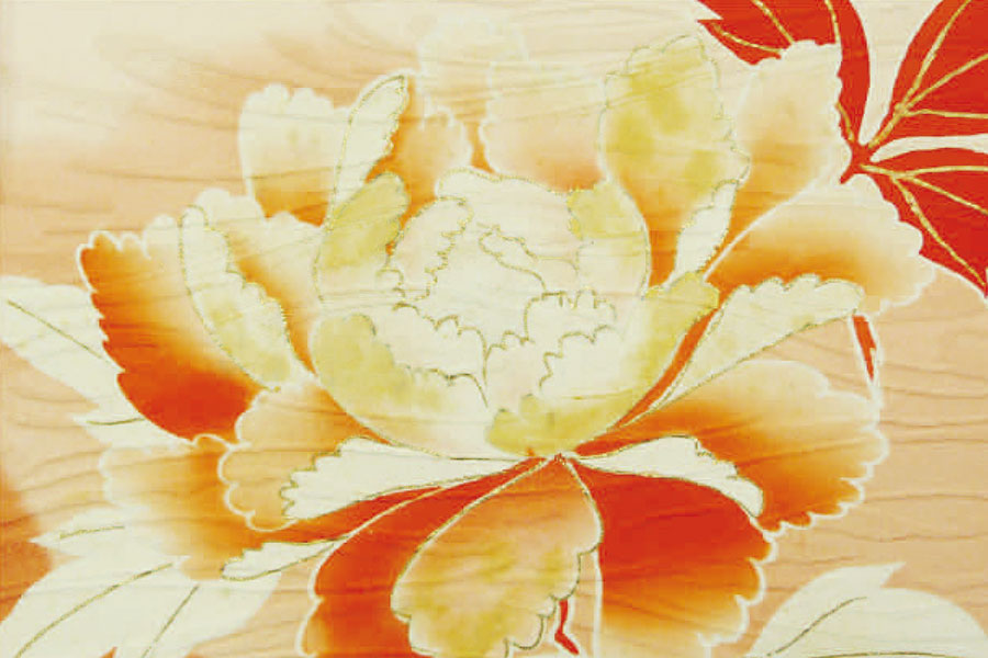 花びらの中、全体に黄変